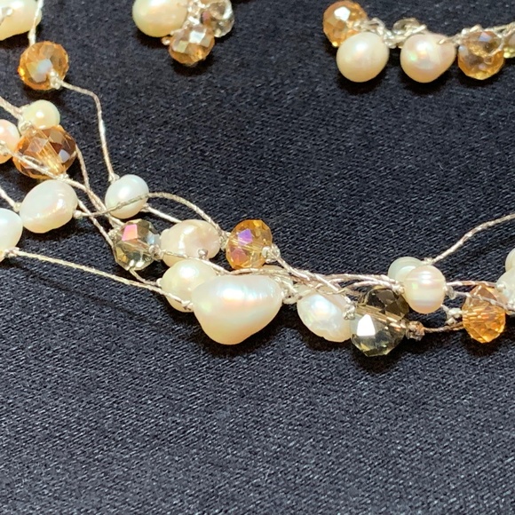 Freshwater Pearl Necklace & Earrings Set - Picture 6 of 6